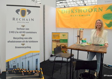 Demi van der Voort of Dijkshoorn Bleiswijk, which since the beginning of this year has started Rechain Recycling, a subsidiary company where customers can rent containers in different sizes.